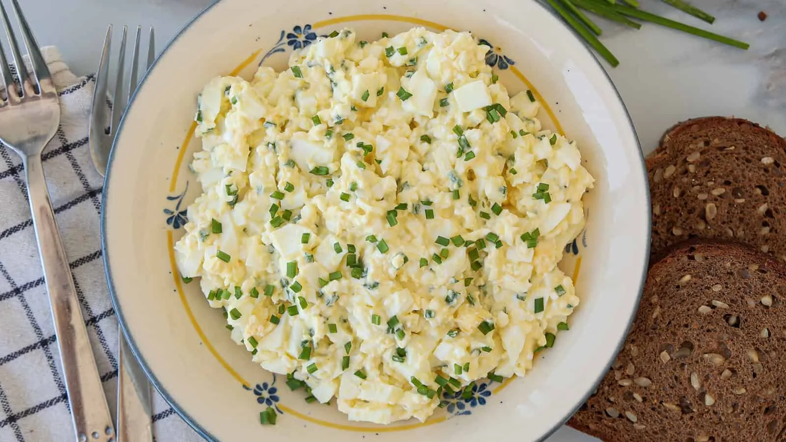 Healthy Cottage Cheese Egg Salad (High Protein & No Mayo)